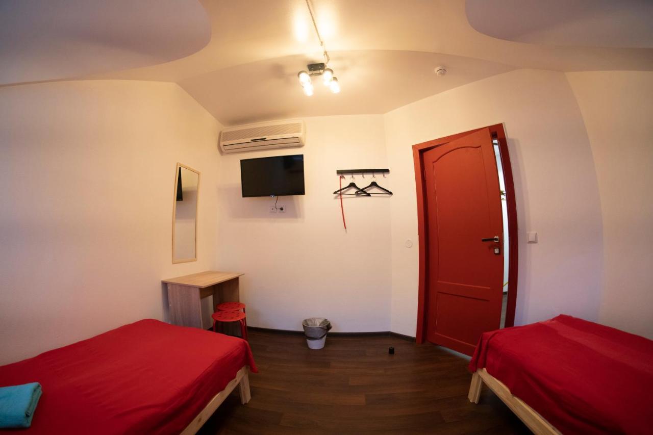 سانت بطرسبرغ Attic Hostel Saint-Petersburg المظهر الخارجي الصورة